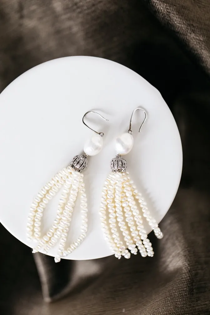 313-01-S | PEARL TASSEL EARRING ON SILVER