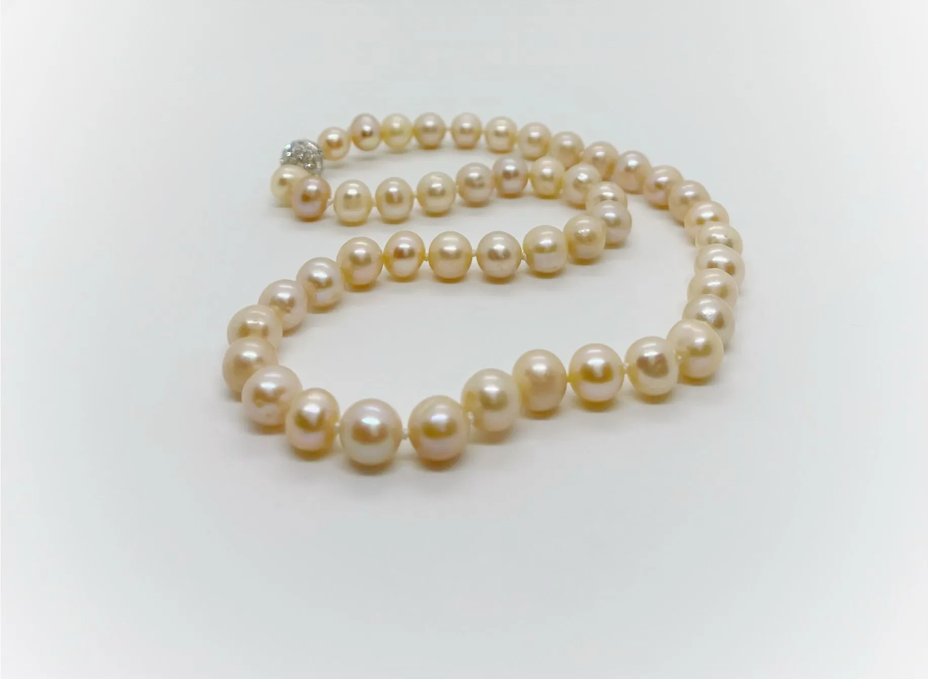 8-10mm Freshwater Pearl with screwed Clasp Necklace