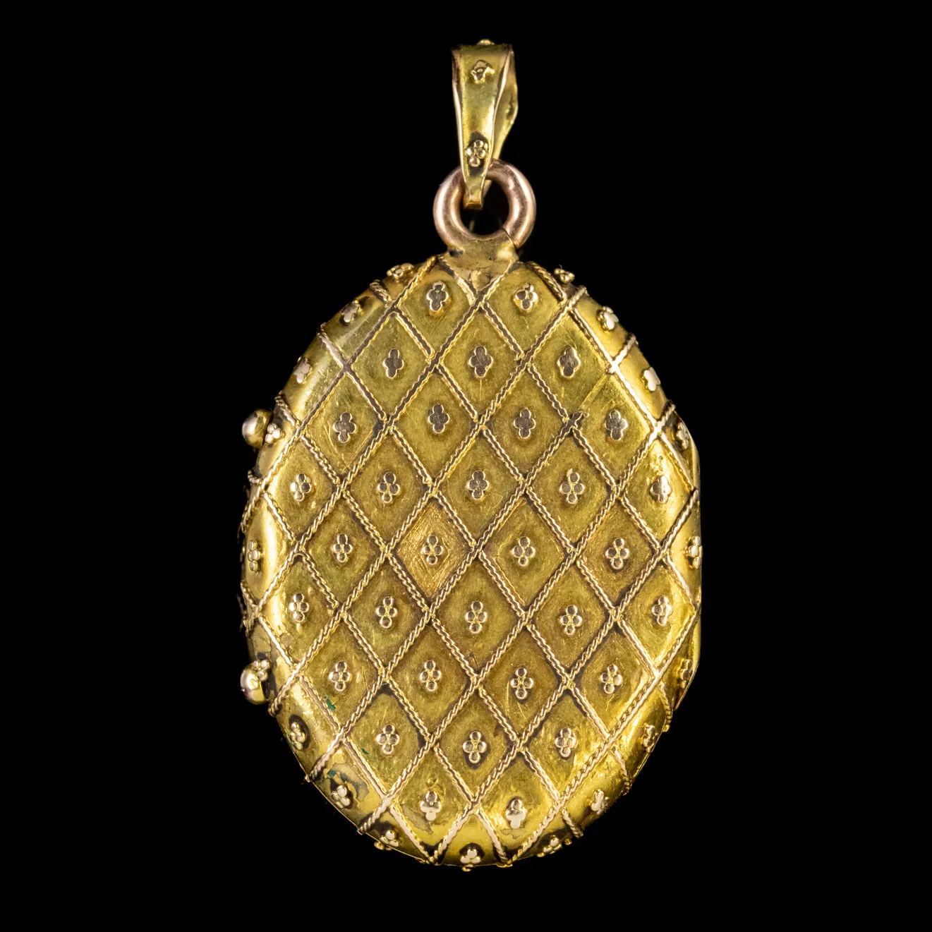 Antique Victorian 18Ct Yellow Gold Locket Circa 1900