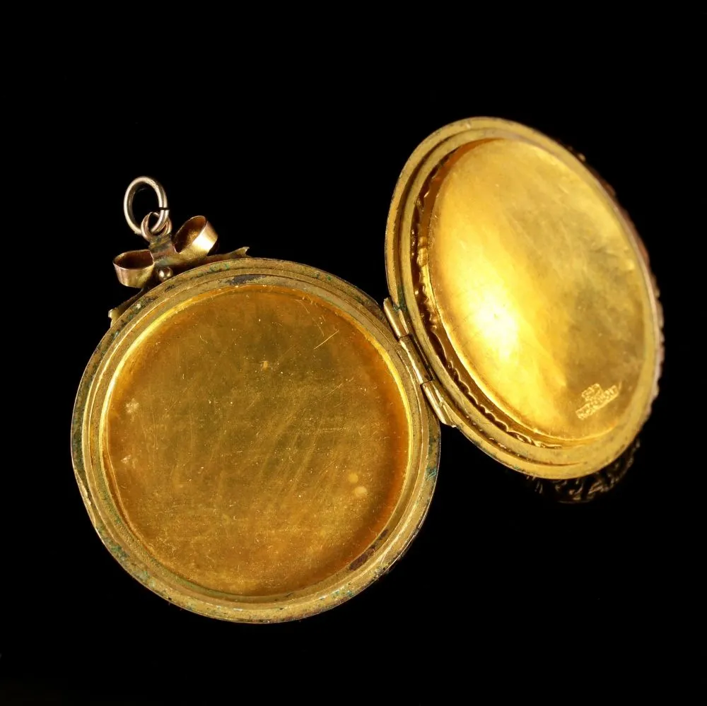 Antique Victorian 9Ct Gold Locket Circa 1880