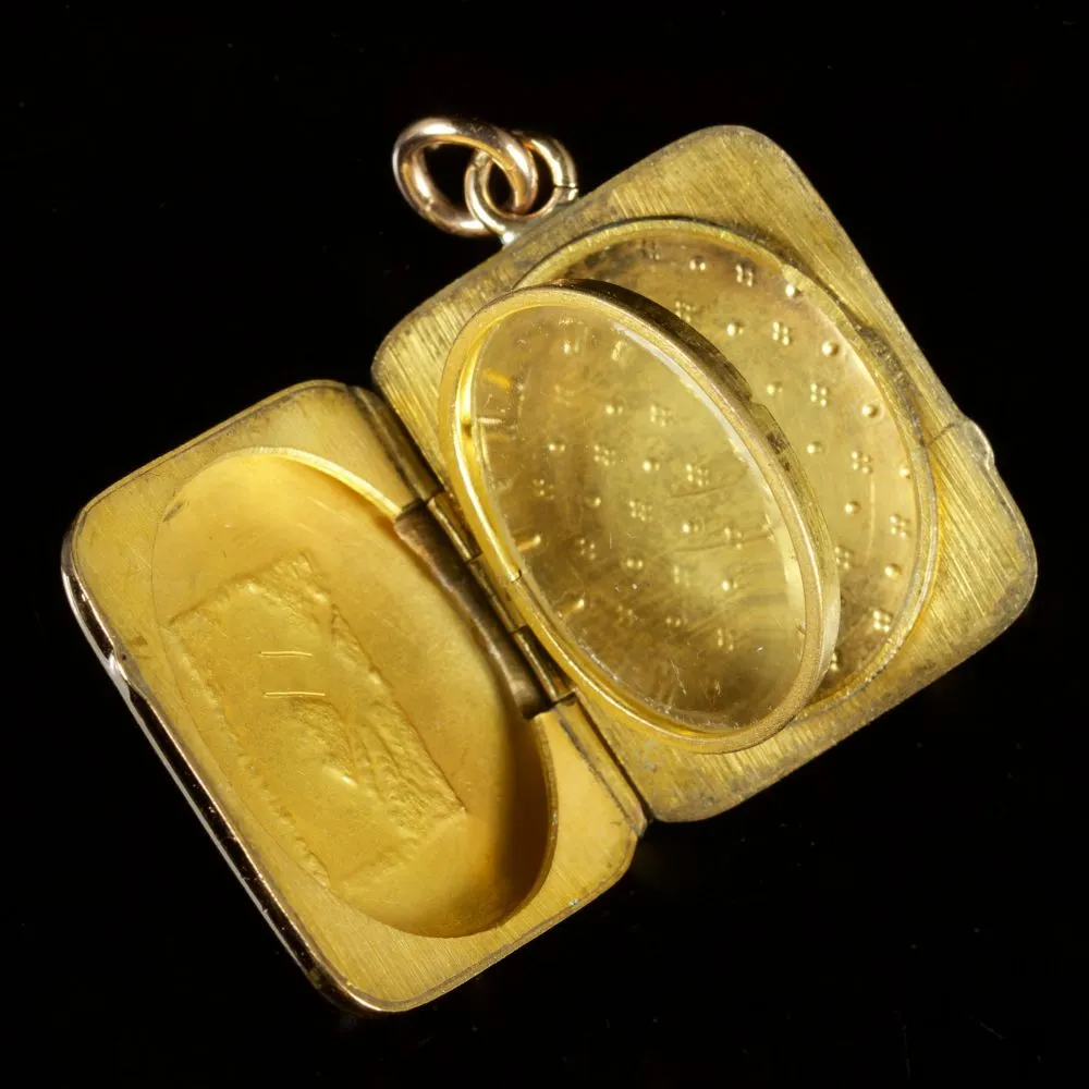 Antique Victorian Greyhound Locket 18Ct Circa 1900