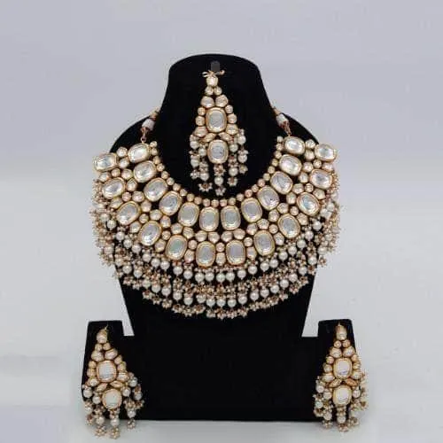 Big Kundan Semi Circular Necklace Earring And Teeka Set