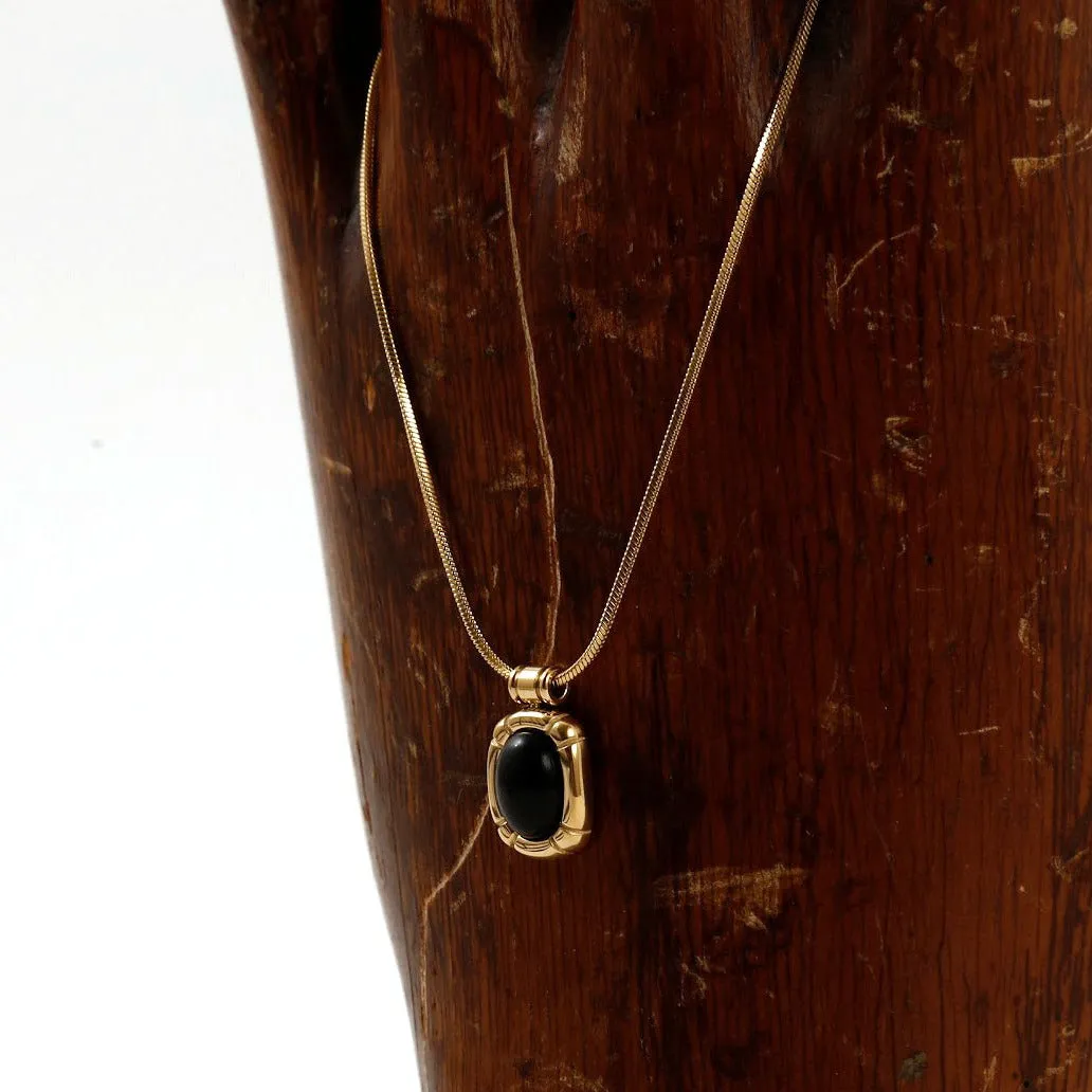 Black Onyx Oval Pendant Necklace