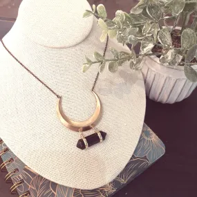 Crescent Necklace | Onyx