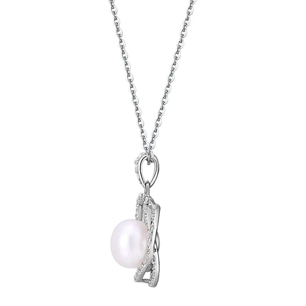 Cultured freshwater pearl necklace in sterling silver