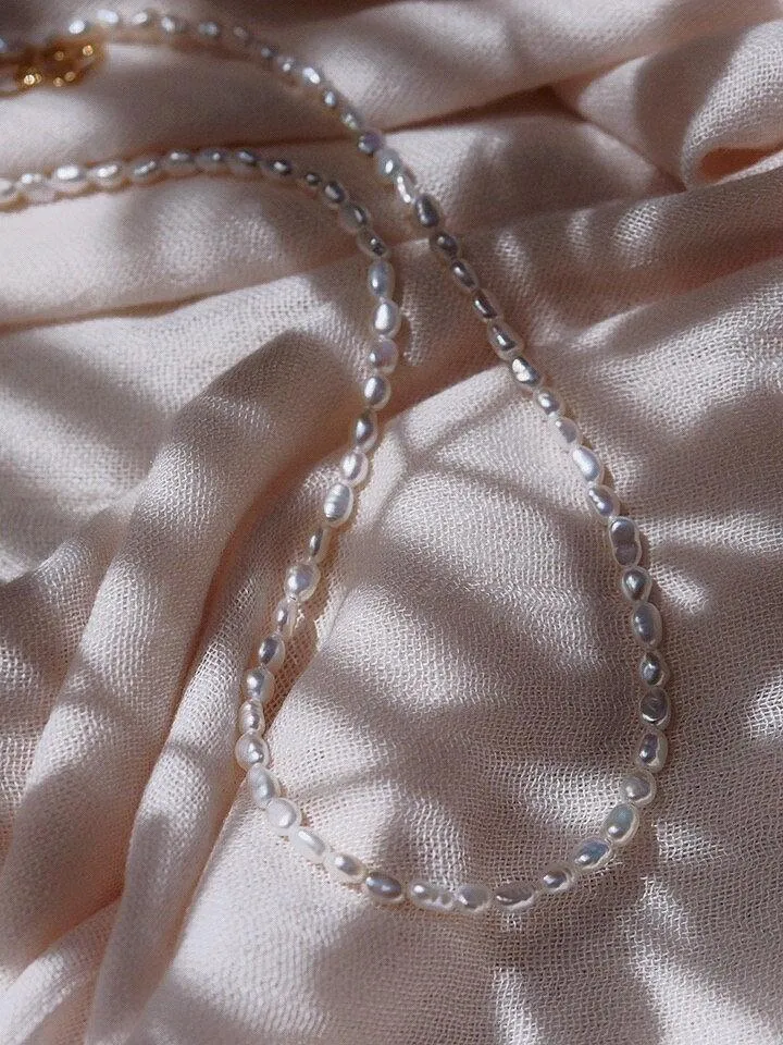 Dainty Pearl Necklace - Maile