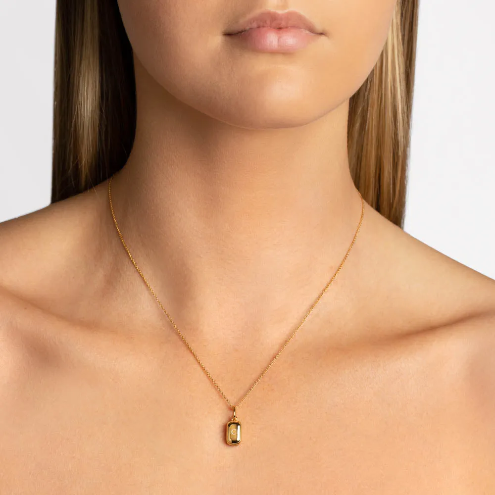 Engravable Rectangle Locket Necklace in Gold