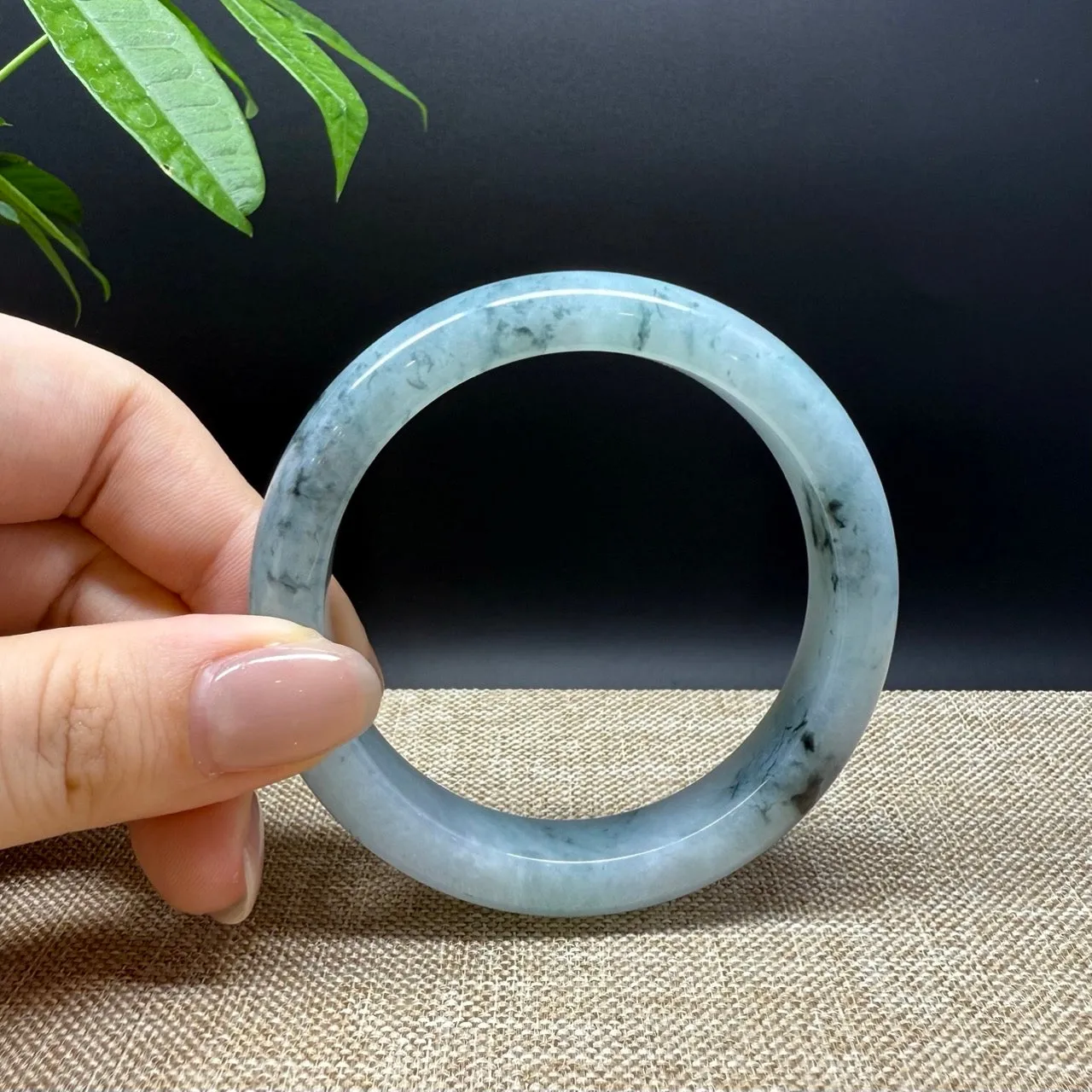 Genuine Burmese Green Jade Jadeite Bangle Bracelet ( 55.5mm )