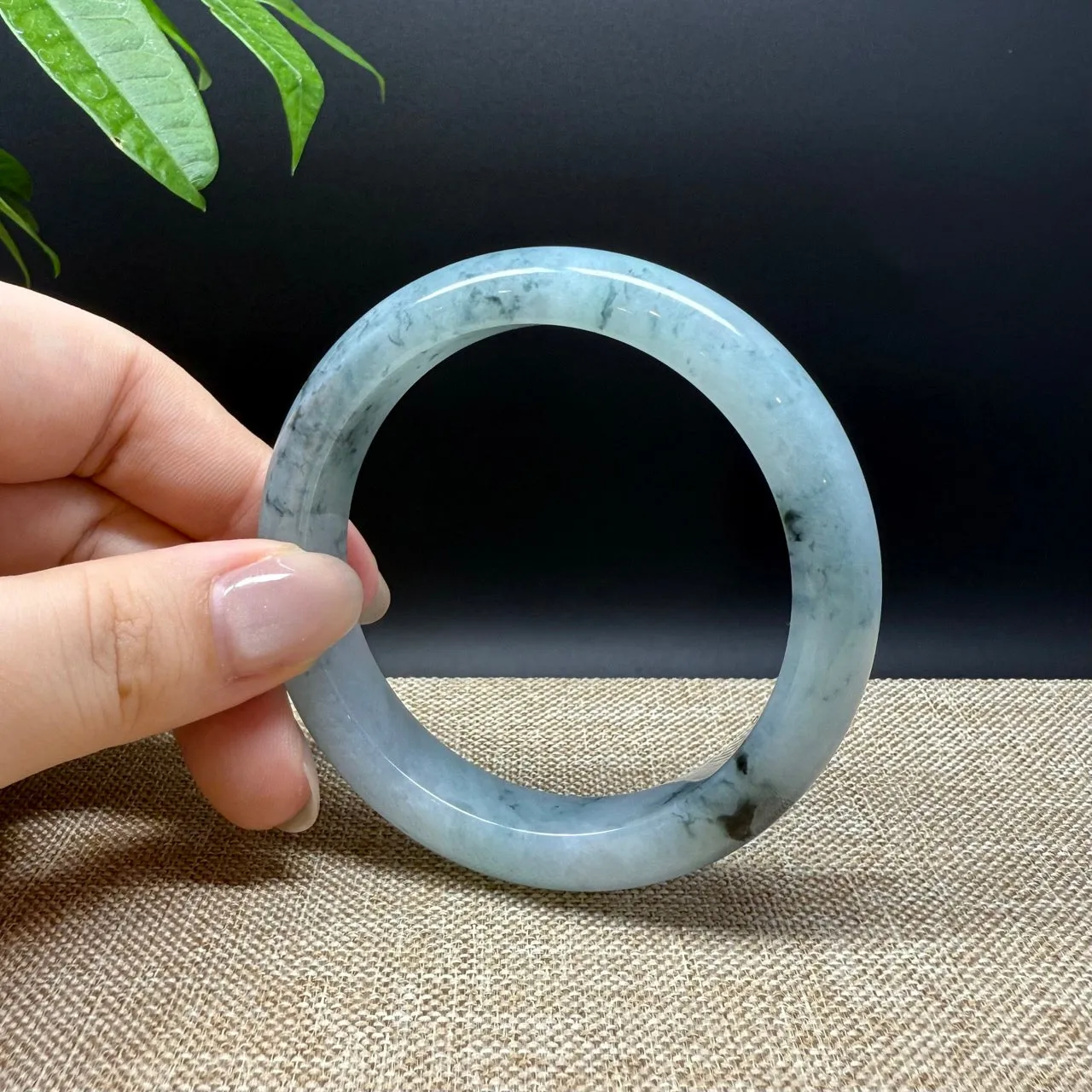 Genuine Burmese Green Jade Jadeite Bangle Bracelet ( 55.5mm )