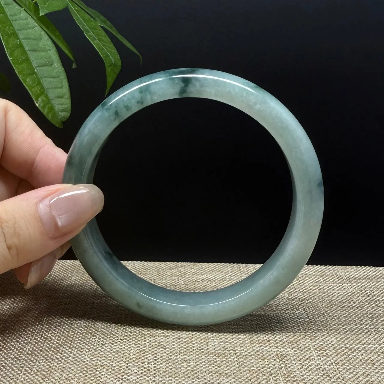 Genuine Burmese Oil Green Jade Jadeite Bangle Bracelet ( 63.3mm )