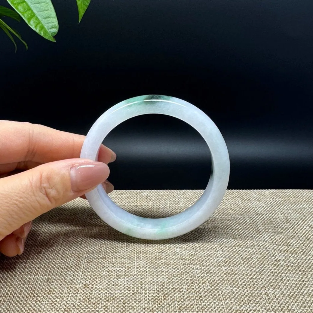 Genuine Burmese White Green Jade Jadeite Bangle Bracelet ( 56.5mm )