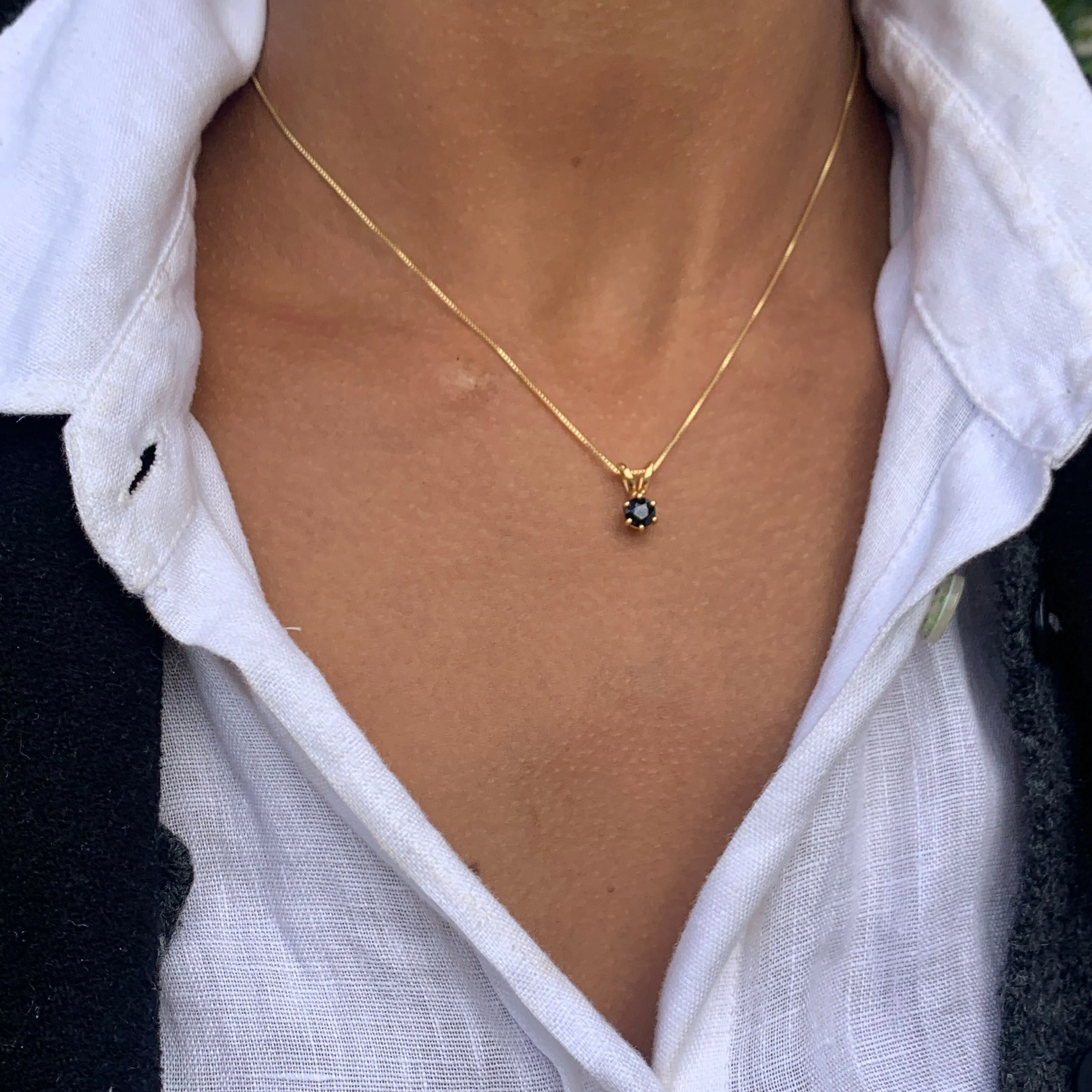 Gold Onyx Pendant - Dainty Black Necklace - Round Solitaire Pendant