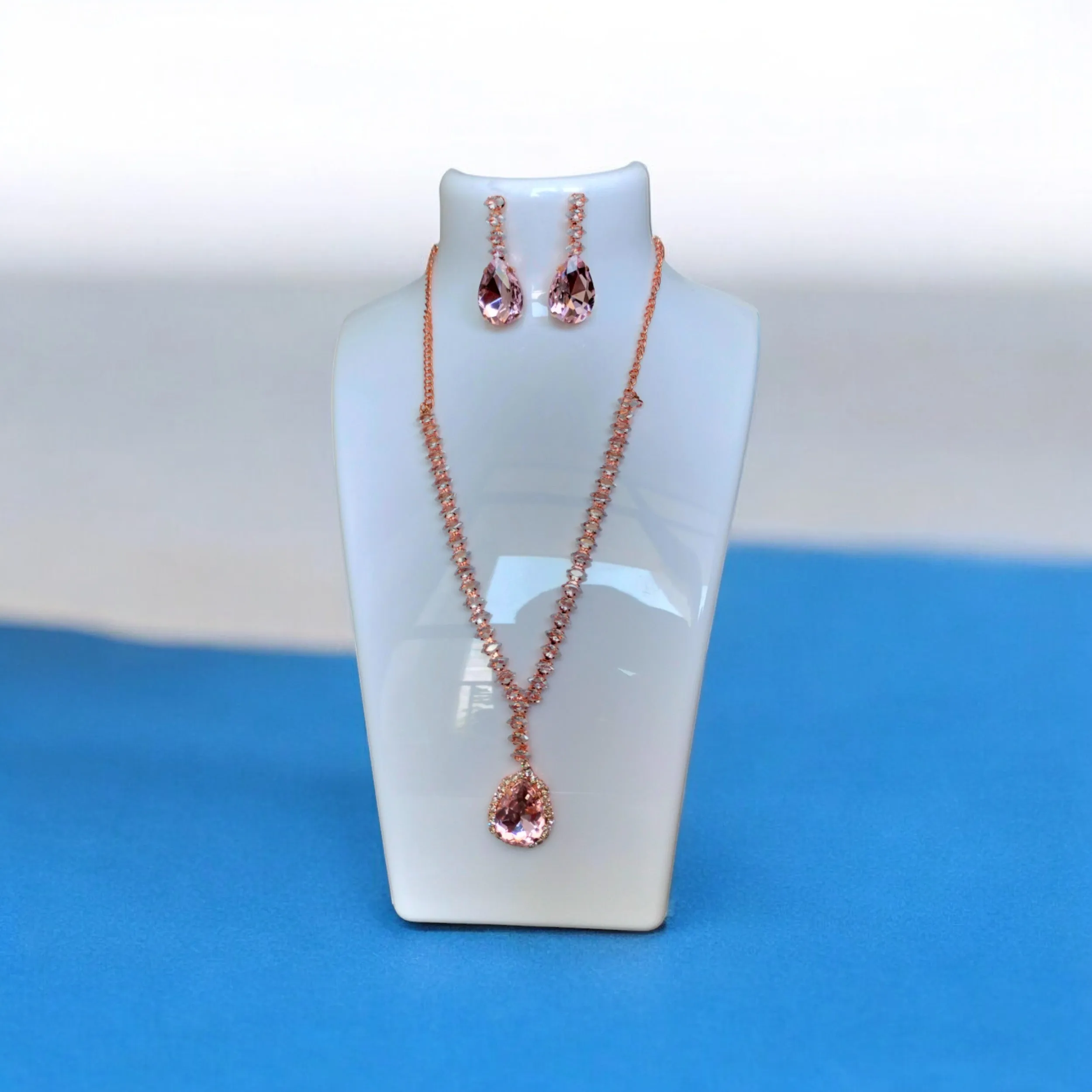 Jewelestia Rose Quartz Radiance Necklace Set