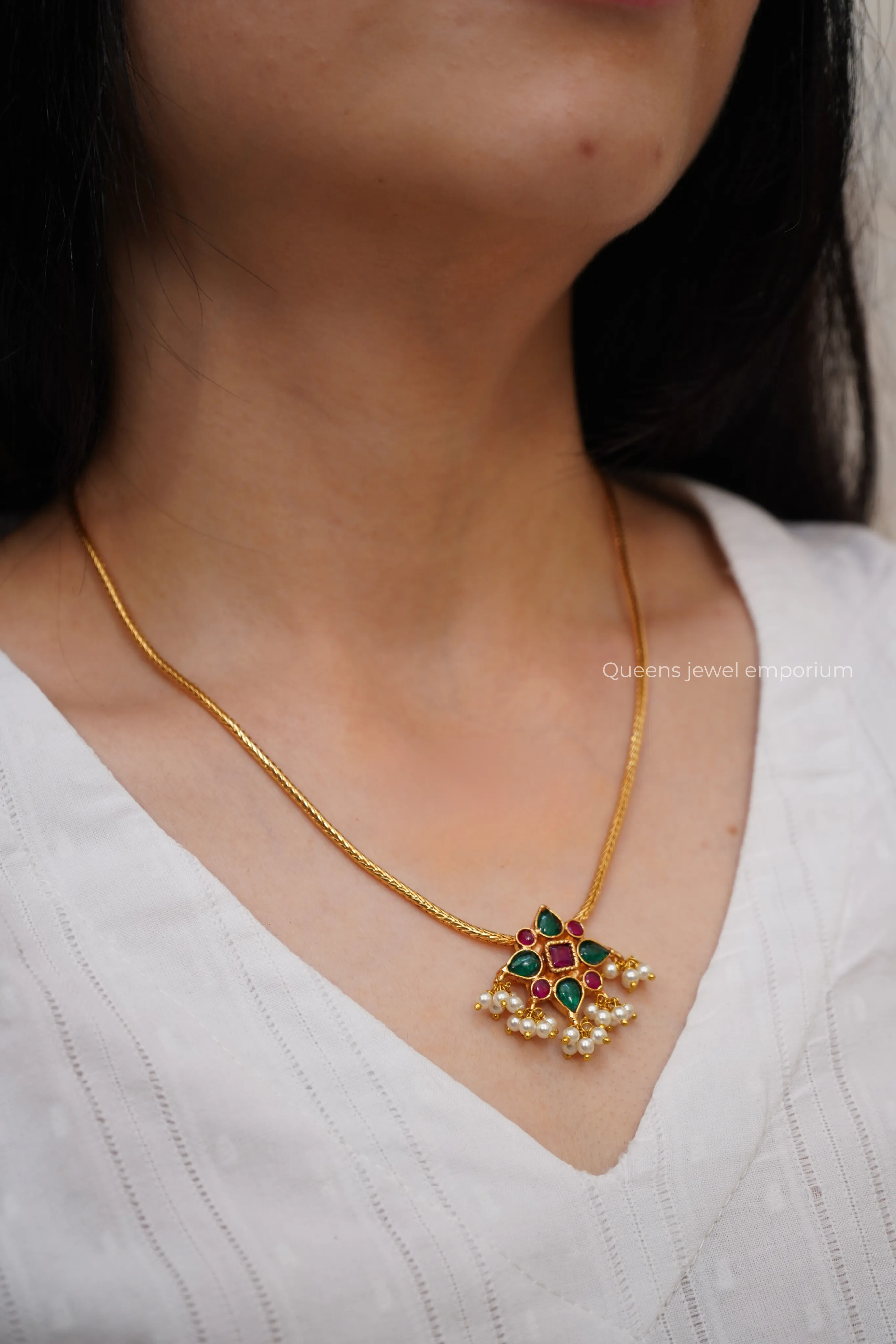 LAKSHA NECKLACE