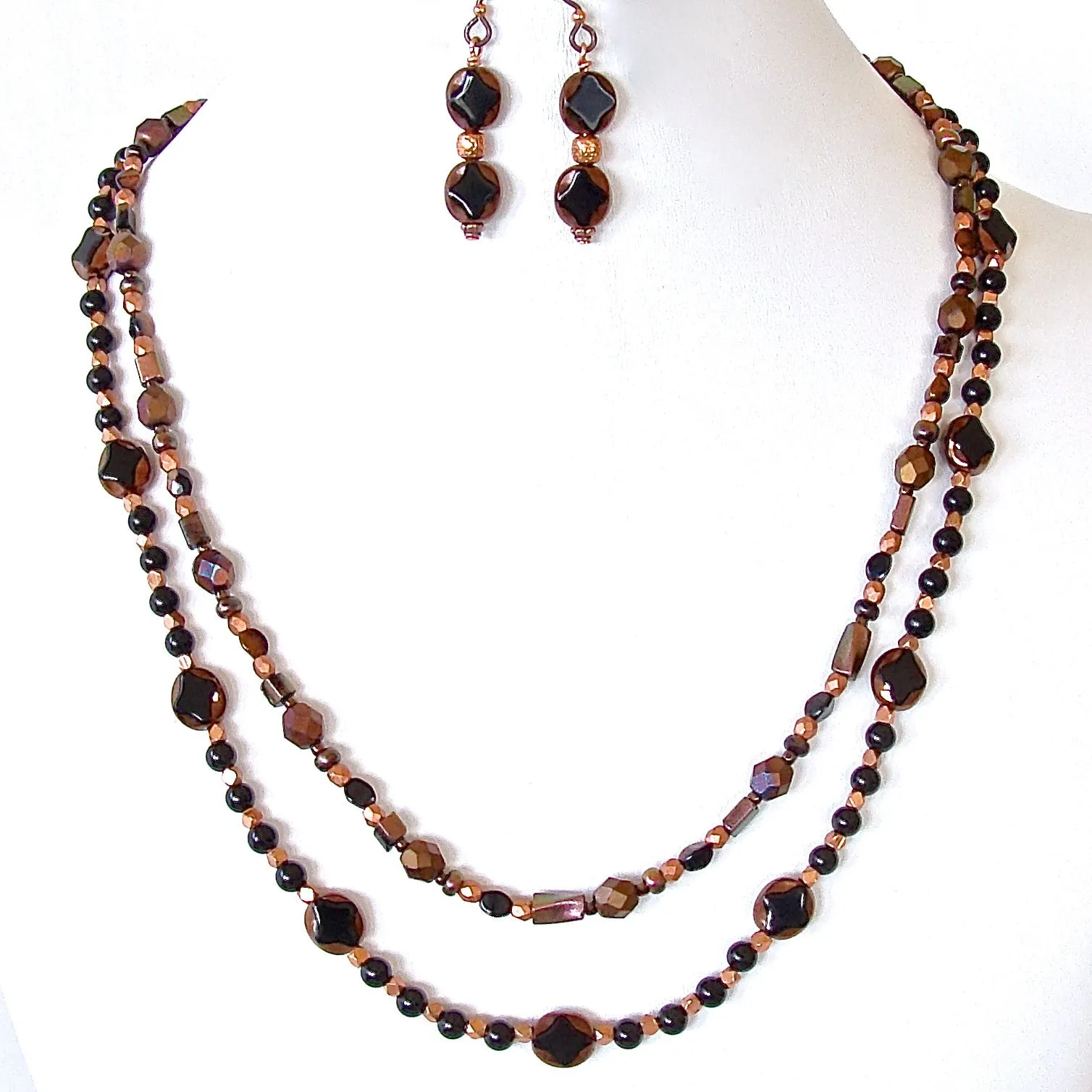 Metro: Black Beaded Necklace Set