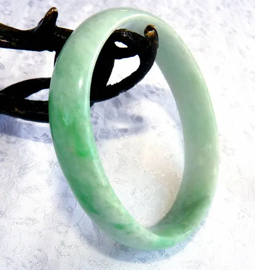 "Heavenly Green" Oval Shape Burmese Jadeite Bangle Bracelet Fits Like 52-54 mm (BB2989)