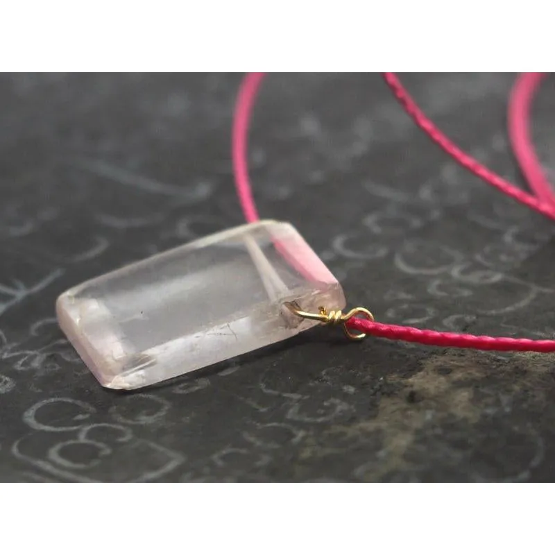 Rose Quartz Bead Necklace With Magnetic Clasp