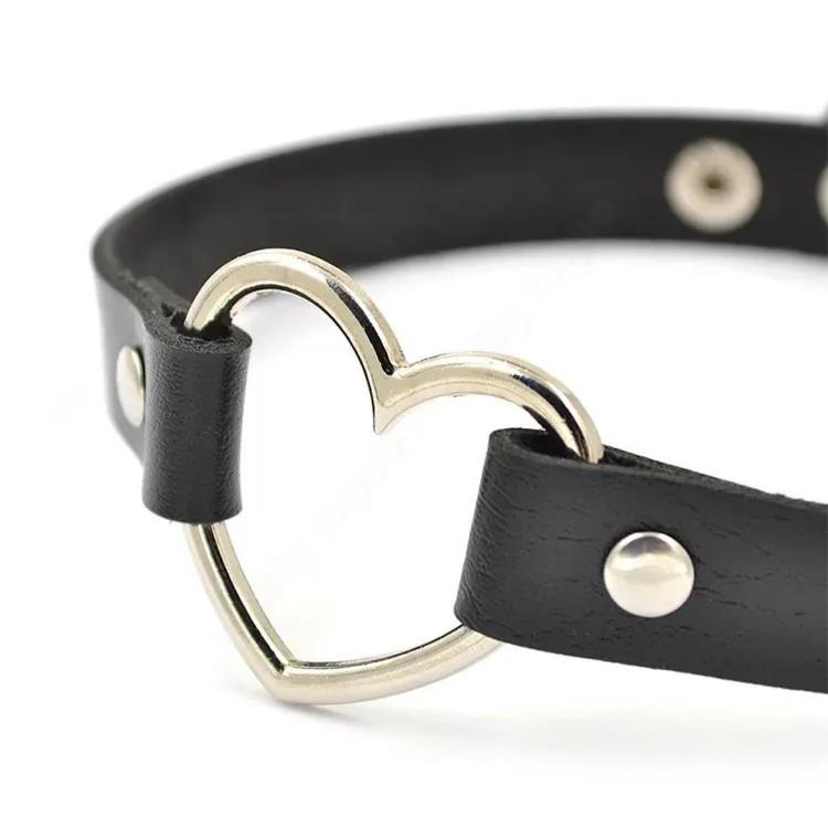 Skinny Heart Collar