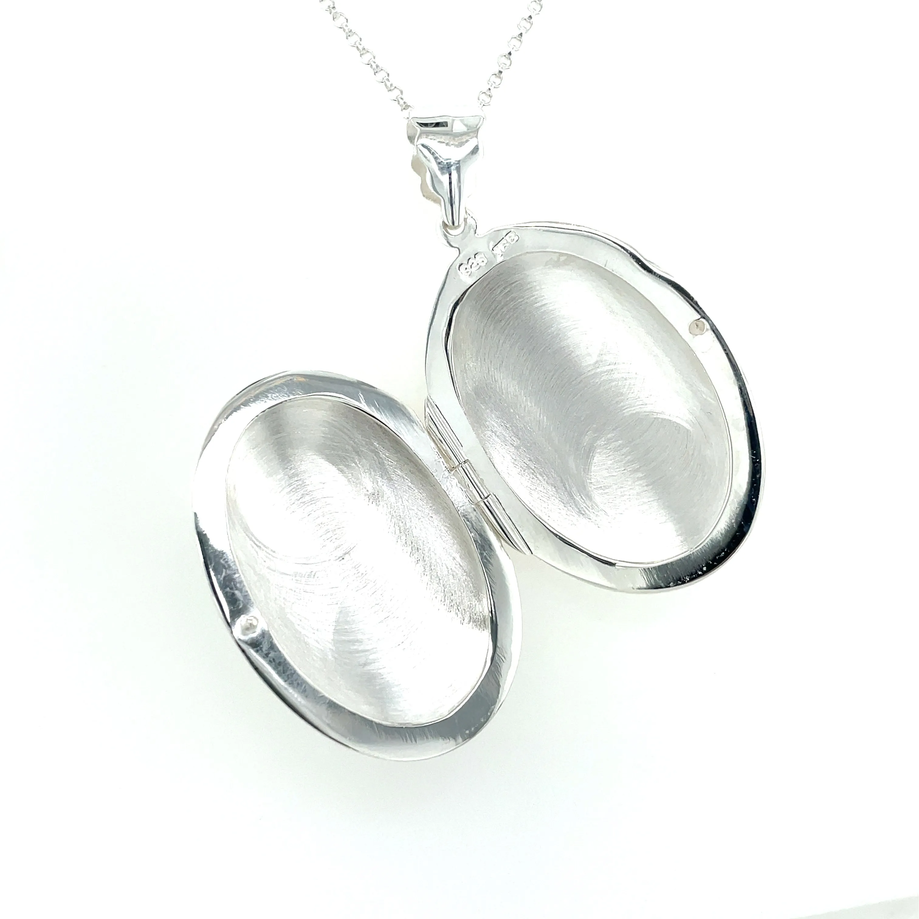 Sterling Silver Large Oval Detailed Locket